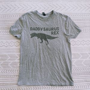 Daddysaurus Rex tee M